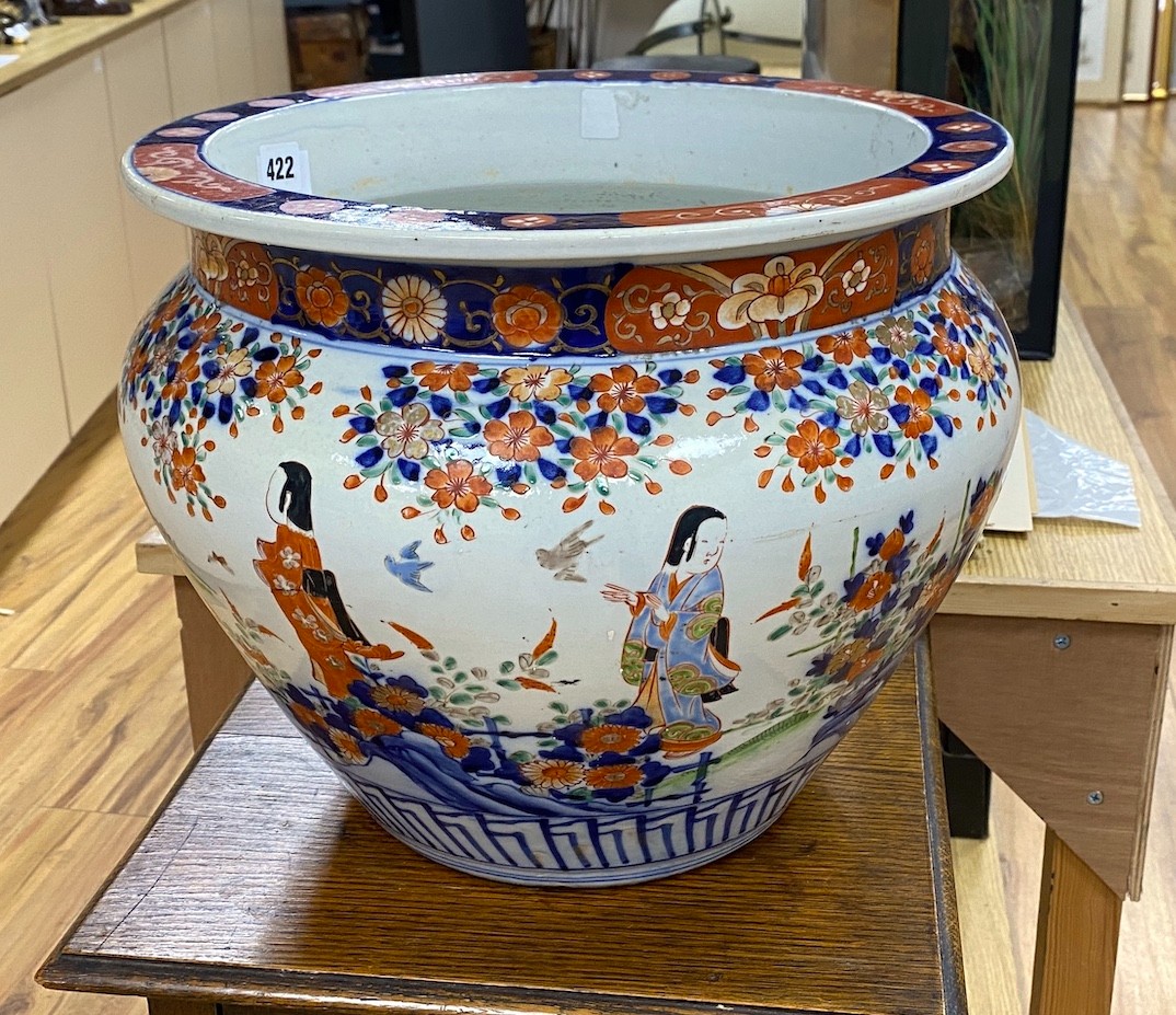 A large Japanese Imari jardiniere, early 20th century, 30cm